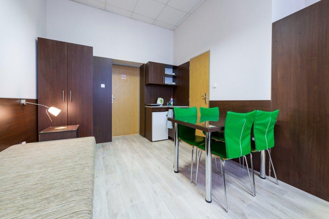 Aparthotel The Botanist à Prague Extérieur photo